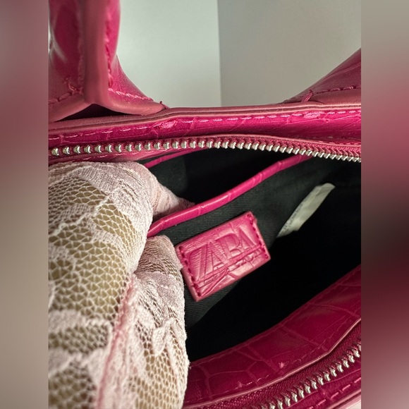 Zara Pink Crocodile crossbody top handle bag - Picture 3 of 7